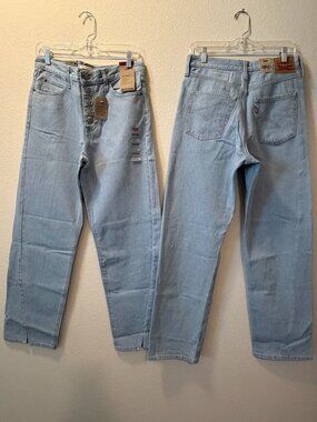 BRAND NEW! Levi's Women's '94 Baggy Twisted Jeans